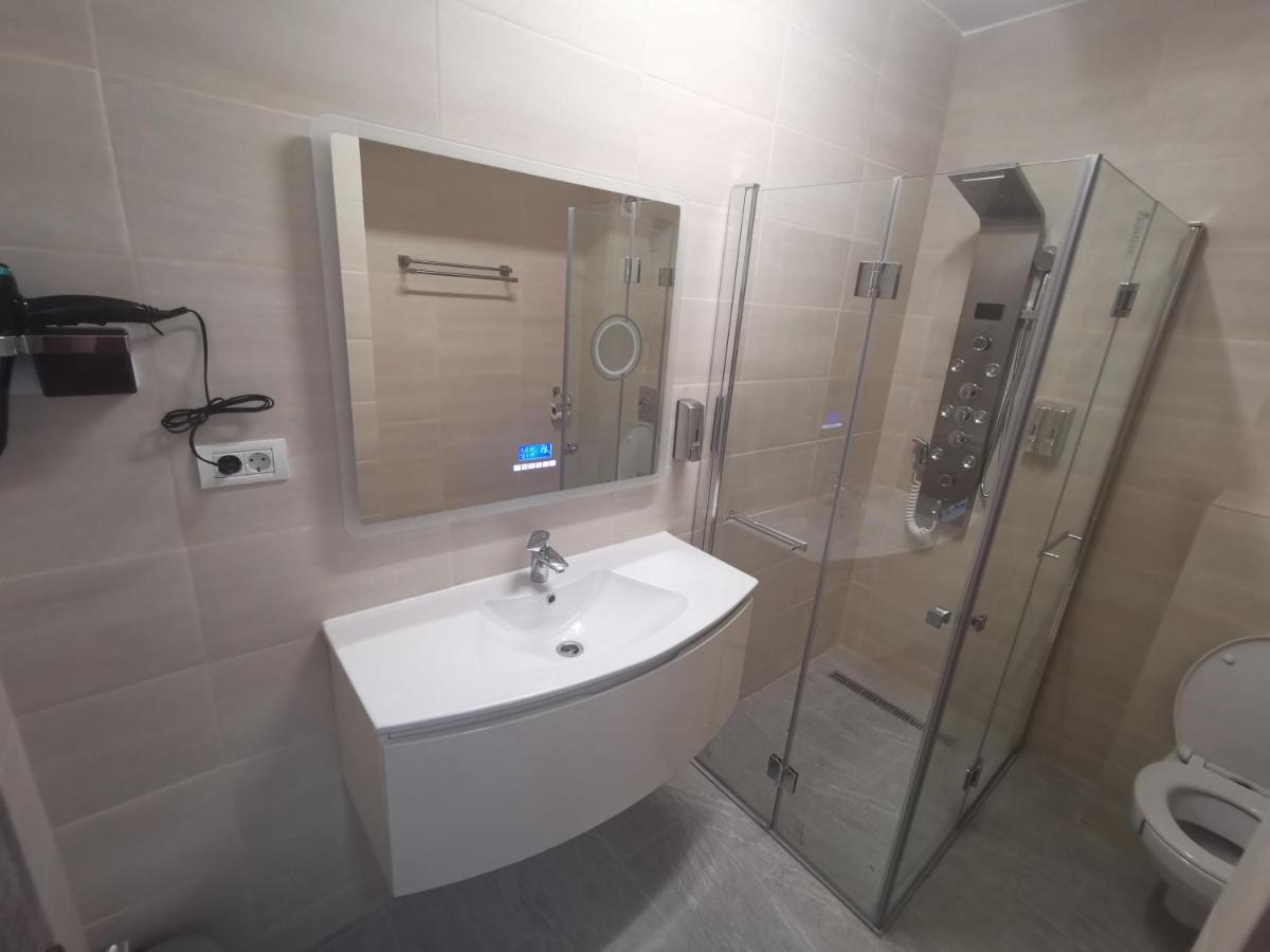 Maravali Seaview Apartment